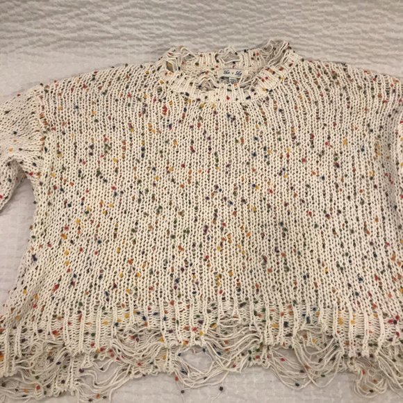 Sweater || Size Small/ Medium - Picture 4 of 10
